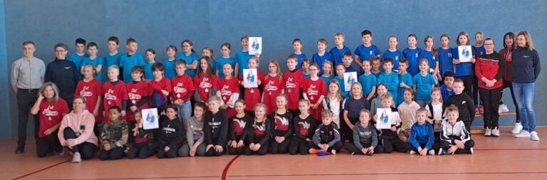 Grundschule: Geräteturnen-Wettbewerb in Pressath